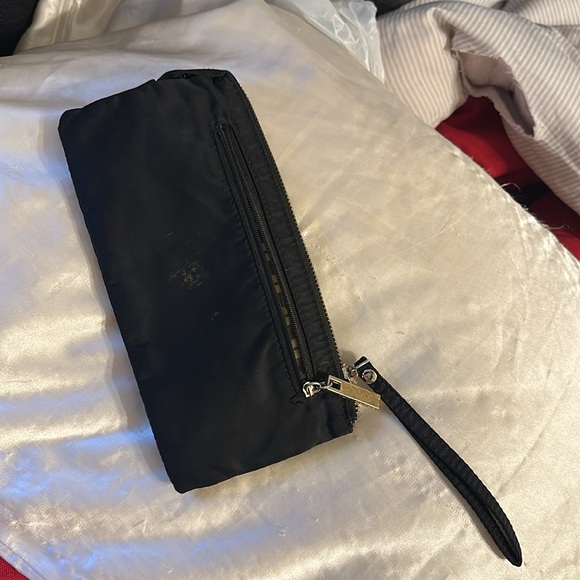 Tory Burch long Cell wallet wristlet - Picture 11 of 15